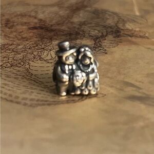 Pandora Retired wedding Couple